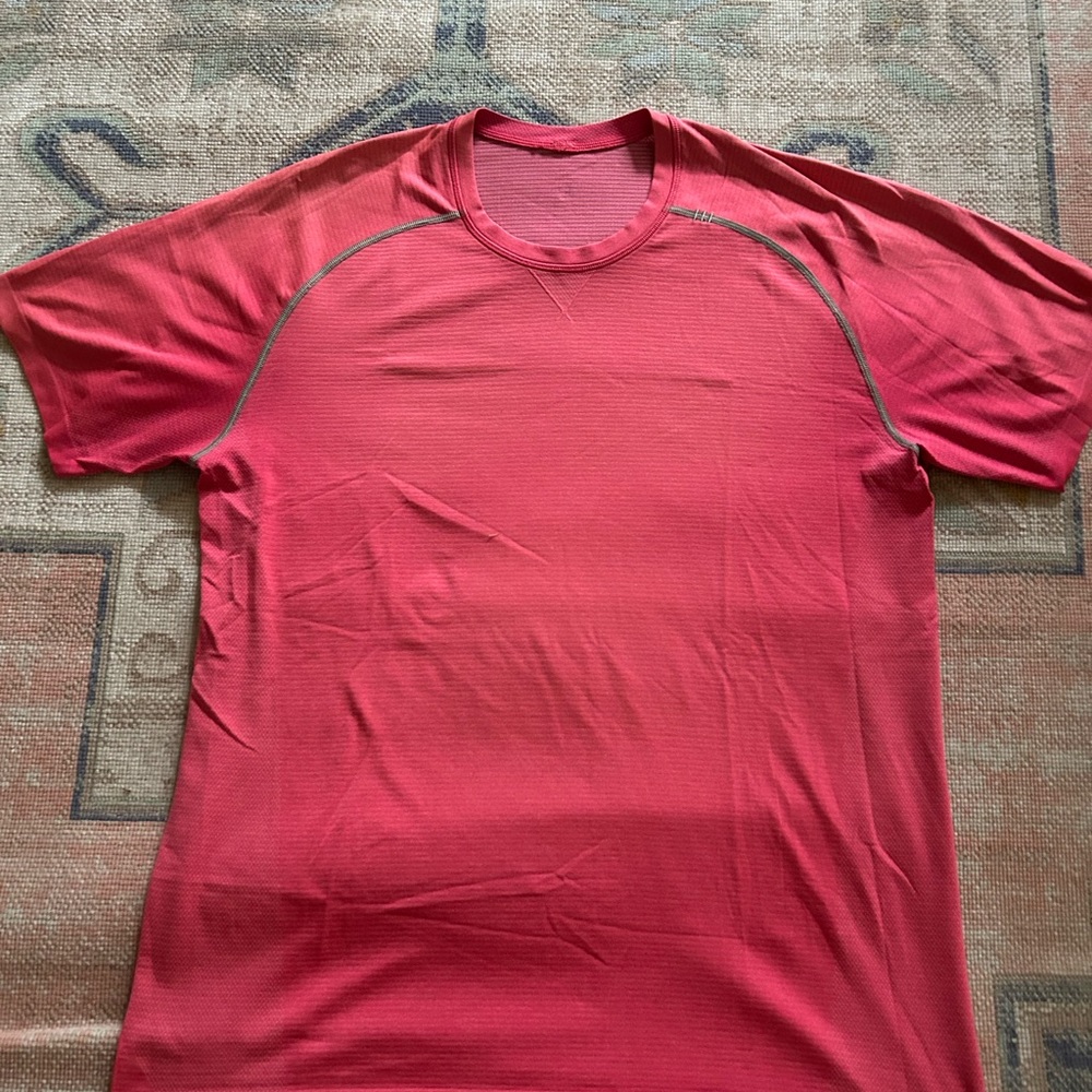 Lululemon shirt